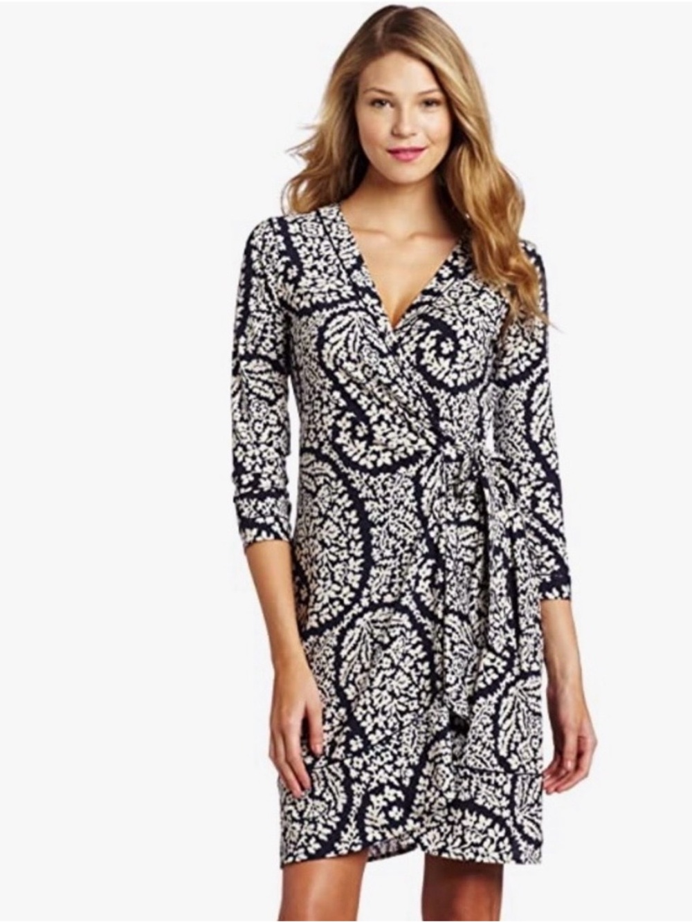 BCBG MaxAzria Alberta Wrap Dress Size Large in Navy and White